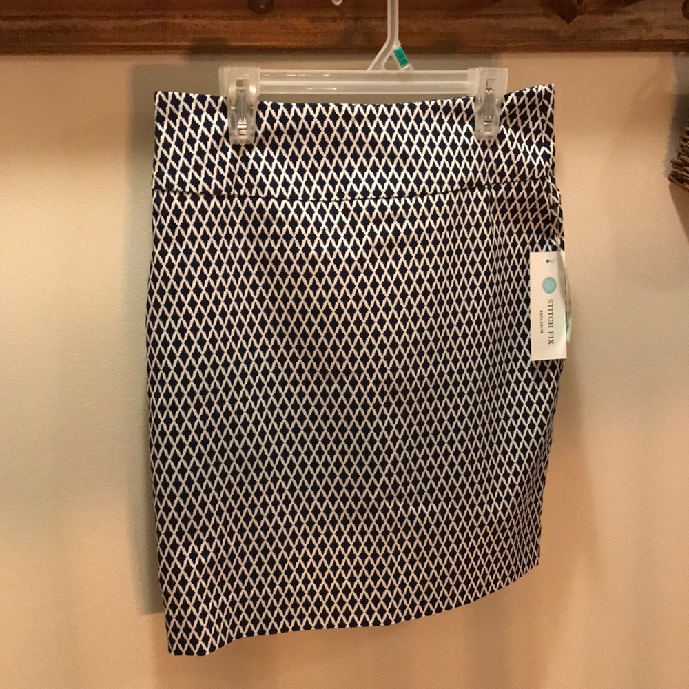 NWT Margaret M pencil skirt, navy diamond print